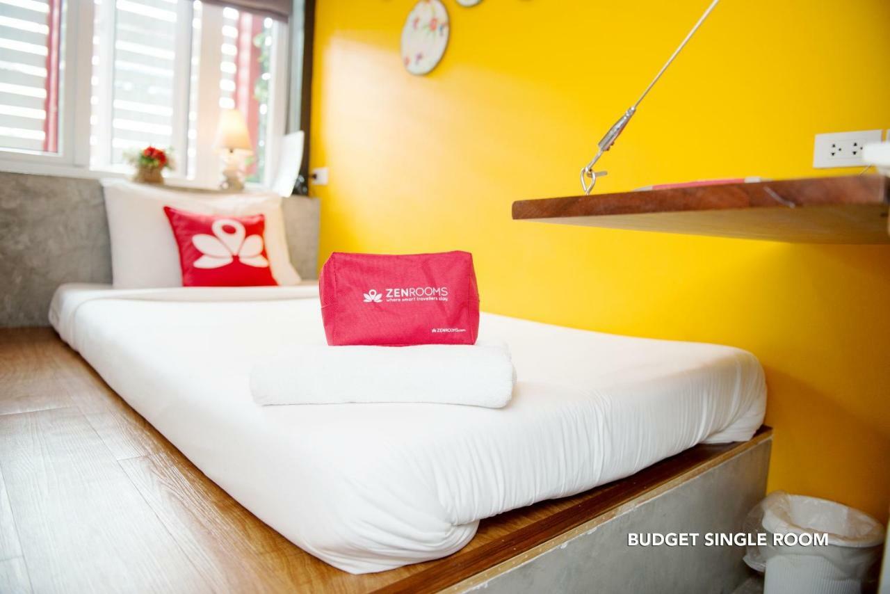 Zen Rooms Damrongrak Road Bangkok Esterno foto