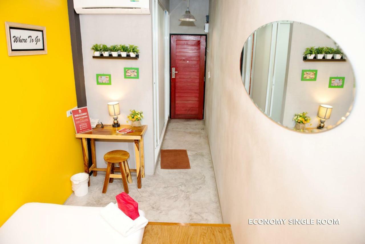 Zen Rooms Damrongrak Road Bangkok Esterno foto
